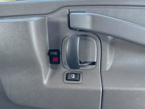 Used 2024 Chevrolet Express 2500 w/ Driver Convenience Package image 27