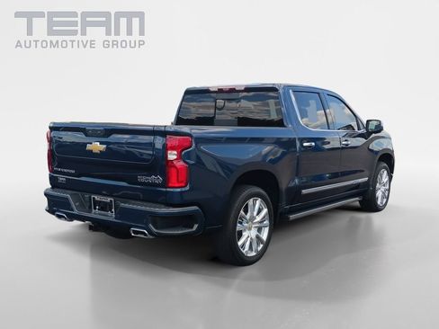 Used 2023 Chevrolet Silverado 1500 High Country w/ High Country Premium Package AWD/4WD image 7