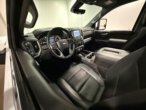 Used 2021 Chevrolet Silverado 1500 LTZ AWD/4WD image 61