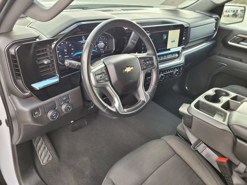 Used 2023 Chevrolet Silverado 1500 LT w/ Protection Package RWD image 14