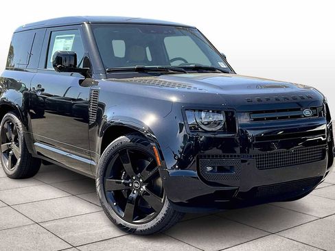 New 2025 Land Rover Defender 90 V8 image 2