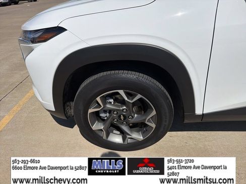 Used 2025 Chevrolet Trax LT w/ Driver Confidence Package FWD image 9