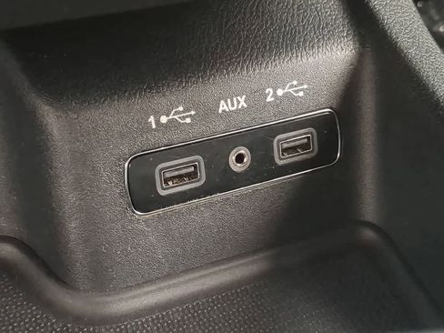 Used 2019 Dodge Durango SXT w/ 3rd Row Seating Group RWD image 29