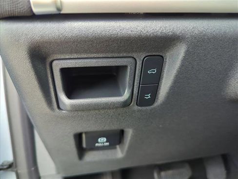 New 2026 Ford Expedition Active image 19