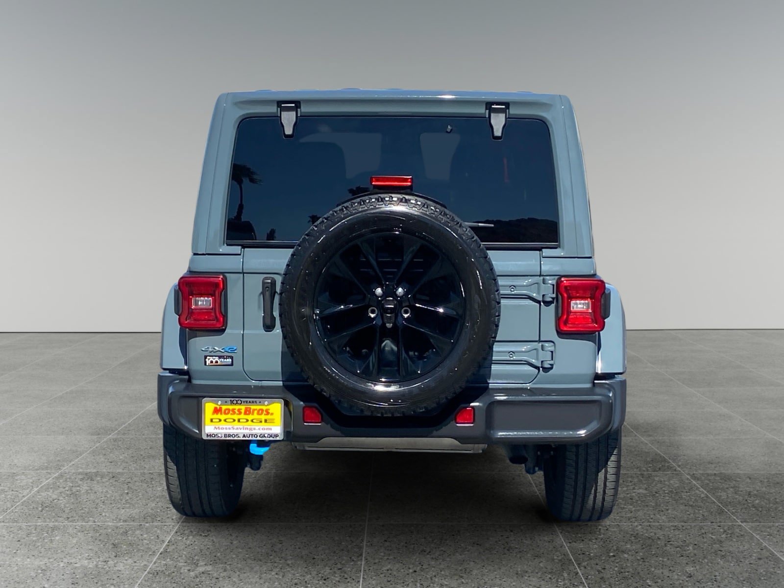 Used 2024 Jeep Wrangler Unlimited Sahara AWD/4WD image 4