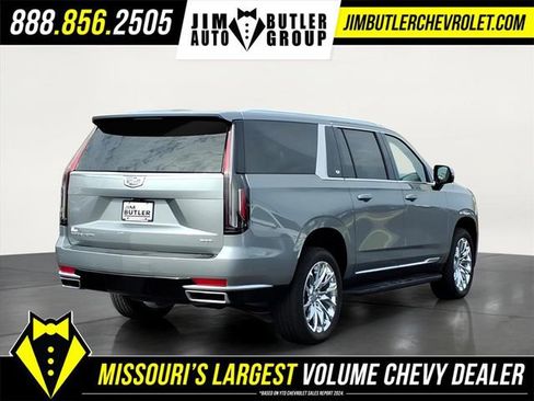 Used 2023 Cadillac Escalade ESV Premium Luxury Platinum w/ LPO, Radiant Package image 4