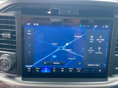 Used 2025 Ford F150 Lariat AWD/4WD image 17