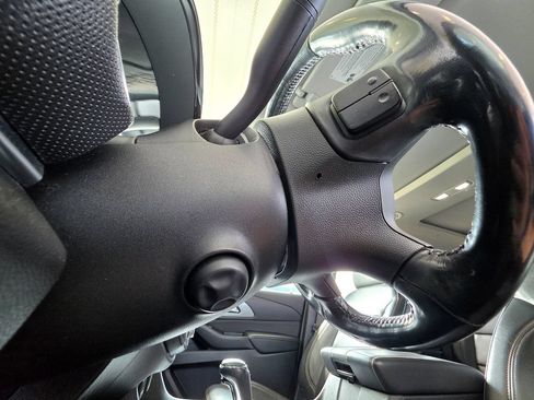 Used 2019 Chevrolet Traverse Premier w/ Redline Edition AWD/4WD image 19