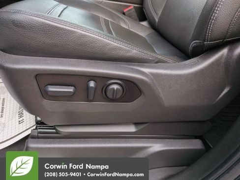 Used 2022 GMC Sierra 1500 Denali w/ Denali Reserve Package AWD/4WD image 12