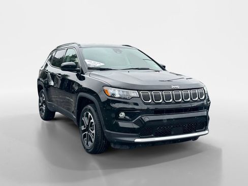 Used 2022 Jeep Compass Limited AWD/4WD image 2