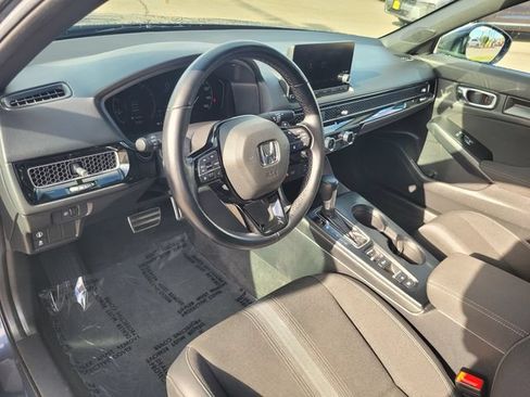 Used 2022 Honda Civic Sport image 12