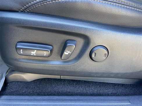 Used 2023 Toyota 4Runner SR5 Premium image 13