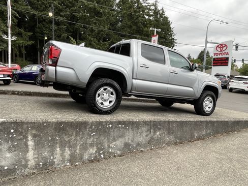Certified 2020 Toyota Tacoma SR AWD/4WD image 8
