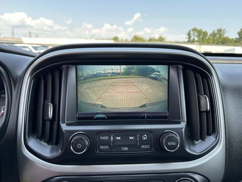 Used 2018 Chevrolet Colorado ZR2 image 25