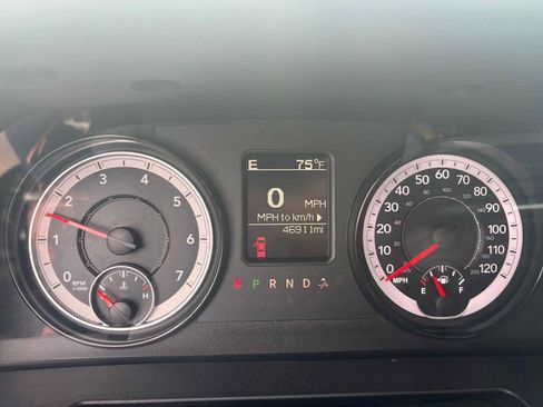 Used 2022 RAM 1500 Classic SLT w/ Protection Group AWD/4WD image 35