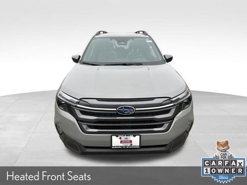 Certified 2025 Subaru Forester Limited image 3