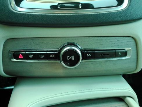Used 2022 Volvo XC90 T8 Inscription AWD/4WD image 52