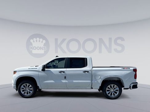 New 2026 Chevrolet Silverado 1500 Custom AWD/4WD image 2