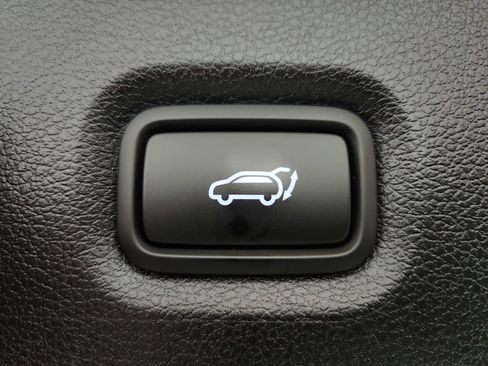 Used 2023 Hyundai Santa Fe XRT image 37