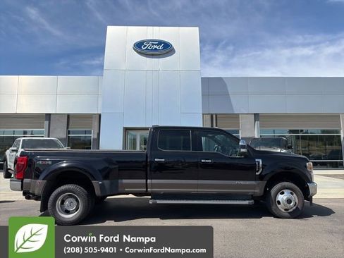 Used 2022 Ford F350 Lariat w/ Lariat Ultimate Package AWD/4WD image 4