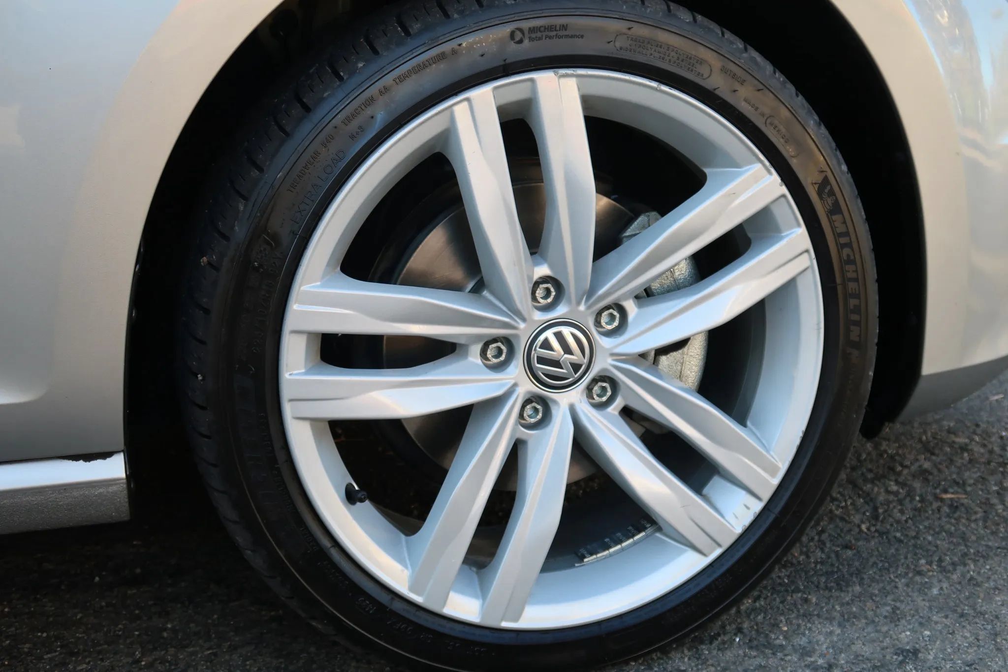 Used 2015 Volkswagen Golf SEL FWD image 10