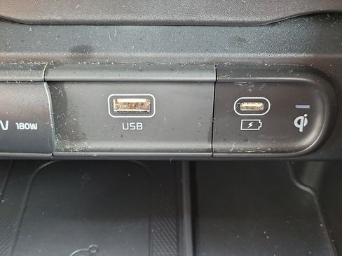 Used 2025 Kia Telluride EX X-Line AWD/4WD image 33