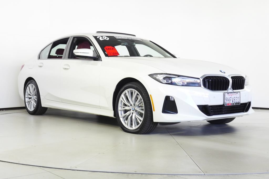Certified 2023 BMW 330i Sedan w/ Driving Assistance Package RWD image 4