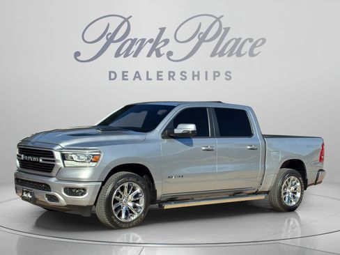 Used 2023 RAM 1500 Laramie AWD/4WD image 1
