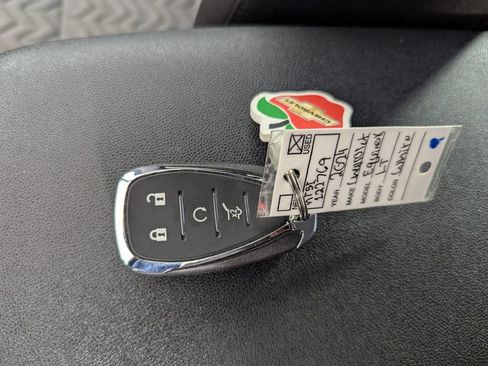 Used 2024 Chevrolet Equinox LT FWD image 26