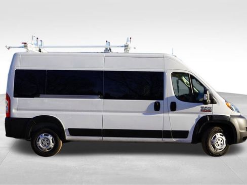 Used 2022 RAM ProMaster 2500 w/ Convenience Group image 3