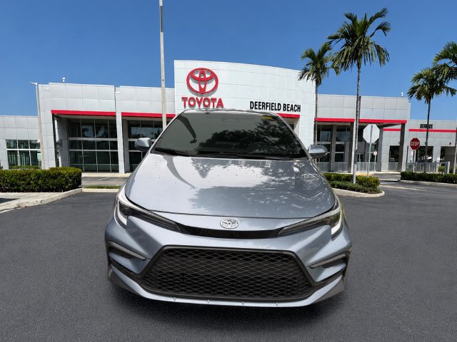 Used 2024 Toyota Corolla SE FWD image 2