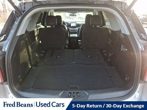 Certified 2022 Ford Explorer XLT w/ Equipment Group 202A image 30