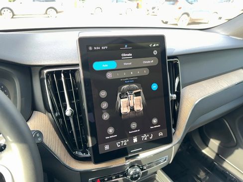 Used 2026 Volvo XC60 B5 Core w/ Protection Package Premier image 22