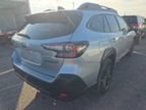 Used 2023 Subaru Outback Onyx Edition AWD/4WD image 2