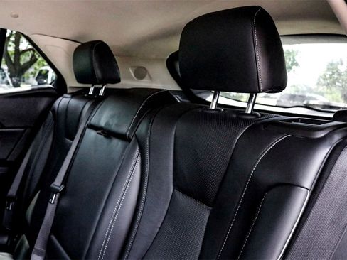 Used 2023 Buick Envision Essence image 26