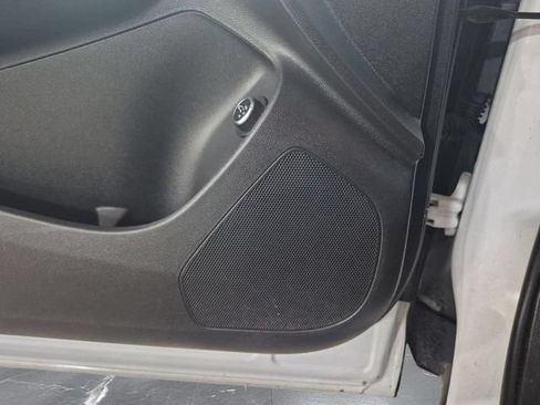 Used 2024 Buick Envista Sport Touring w/ Convenience I Package FWD image 19