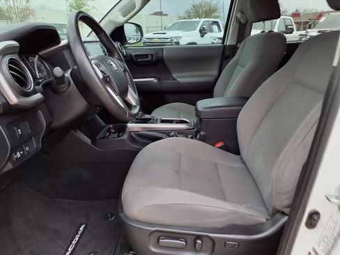 Used 2023 Toyota Tacoma SR5 image 16