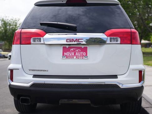 Used 2017 GMC Terrain SLT image 10