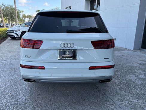Used 2017 Audi Q7 2.0T Premium Plus w/ Premium Plus Package AWD/4WD image 10