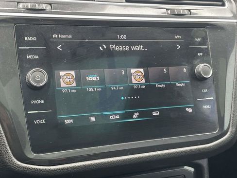 Used 2022 Volkswagen Tiguan SEL R-Line image 27