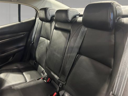 Used 2022 MAZDA MAZDA3 s image 8