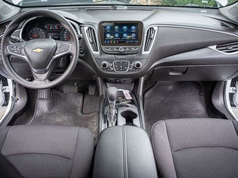 Used 2024 Chevrolet Malibu LT image 26