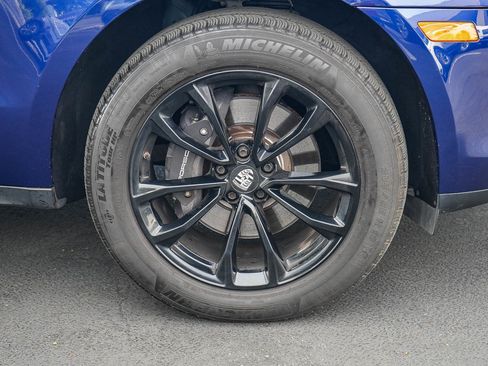 Used 2023 Porsche Macan image 10