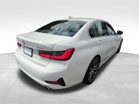 Used 2019 BMW 330i xDrive Sedan w/ Convenience Package AWD/4WD image 5