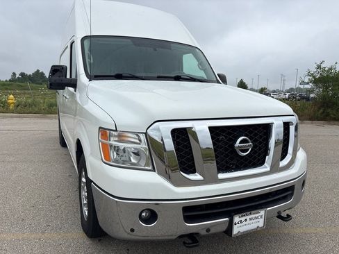 Used 2020 Nissan NV 3500 SL w/ Navigation Package RWD image 2