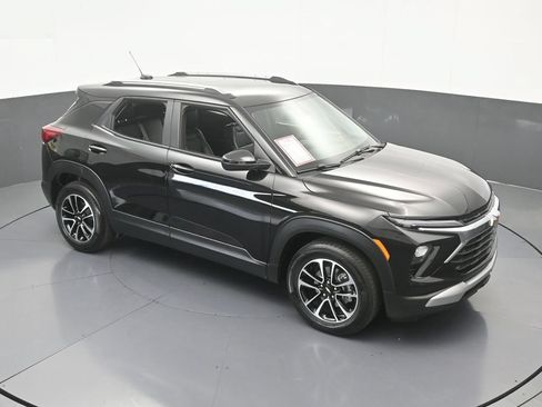 Used 2024 Chevrolet TrailBlazer LT w/ Driver Confidence Package FWD image 49