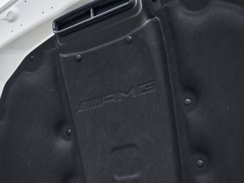 Used 2019 Mercedes-Benz AMG GT R image 32