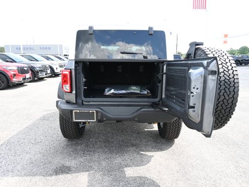 New 2026 Ford Bronco Heritage Edition AWD/4WD image 6