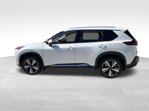 Used 2023 Nissan Rogue SL w/ SL Premium Package FWD image 4