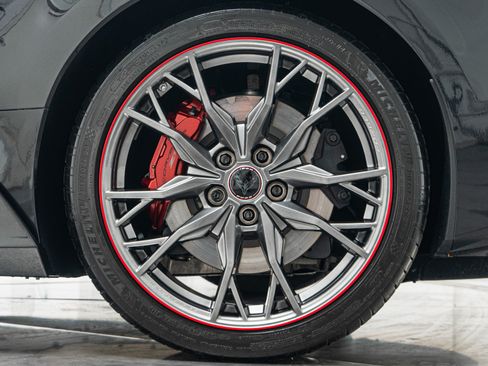 Used 2023 Chevrolet Corvette Stingray Premium Cpe w/ Z51 Performance Package RWD image 11